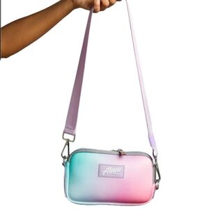 Alani‎ Nu Nutrition Tie Die Limited Edition Travel Bag Crossbody Feel The Love